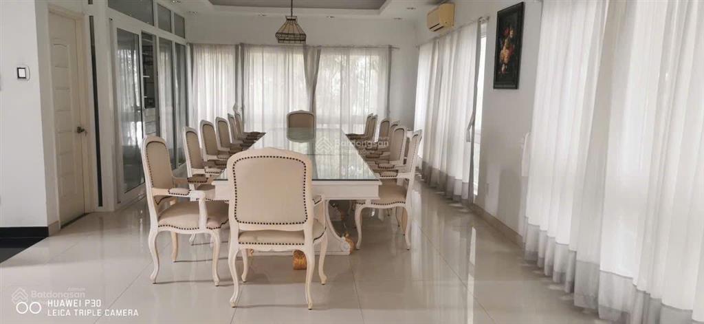 Bán biệt thự kđt an viên nha trang.dt 264m2. 5pn.5wc.pl. sổ hồng.  0902 588 *** thanh.