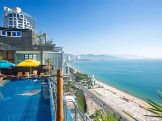 Bán căn hộ biển maple tầng 10 sát biển và quảng trường biển. dt 59,7m2.1pn.1wc.full nt. giá 4.5tỷ