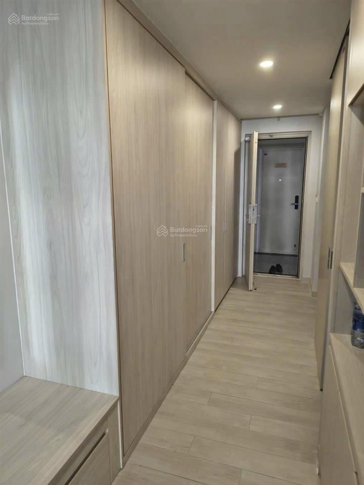 Chính chủ cần đẩy nhanh căn studio tại tòa nam goldcoast dt 51.5m nt full giá 4.9tỷ tiện ích đầy đủ