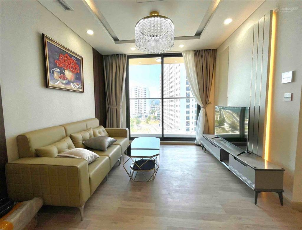 Chính chủ cần bán căn hộ view sông. dt 74m2, 2pn, 2 wc. full nt . tiện ích đầy đủ. 0902 588 ***