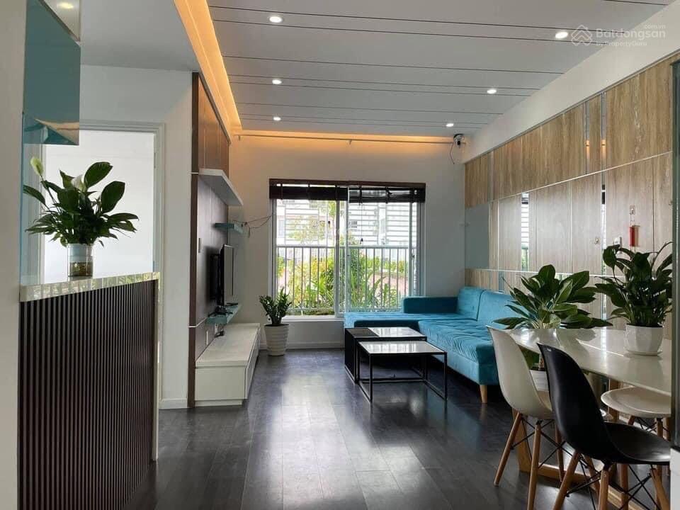 Cho thuê căn hộ ct3 vcn ph, căn góc diện tích 70m2, có ban công gồm 2 pn. 1wc giá 12tr. 0902 588 ***