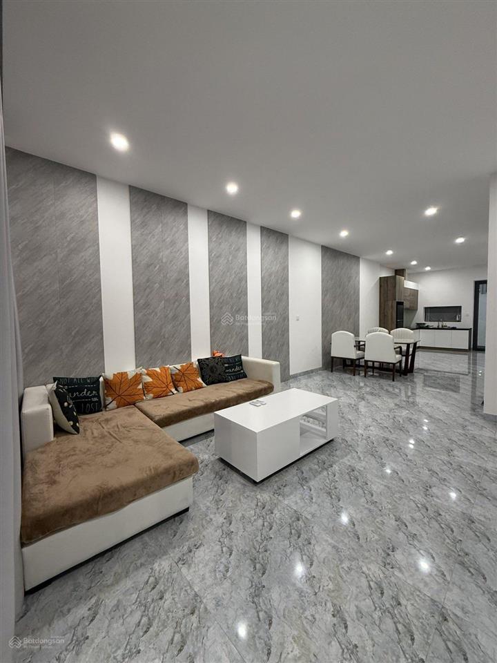 Cho thuê nhà nguyên căn kđt mỹ gia 3 tầng 3pn 4wc full nt. giá 24tr gần hồ bơi. tiện ích đầy đủ