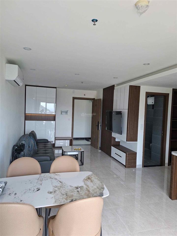 Cho thuê căn góc ccu01 pl. dt 93m2. 3pn. 2wc. full nt giá 20tr/thg  0902 588 *** thanh.