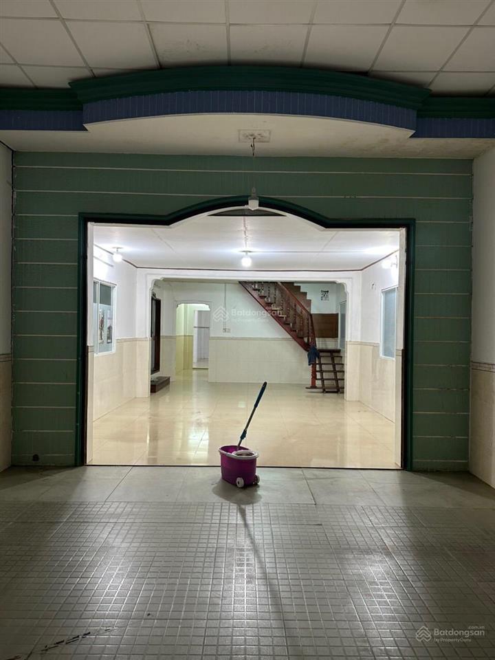 Cho thuê nhà kho có nhà văn phòng chính chủ mặt tiền đừơng an phú đông 3phường an phú đông, tphcm.