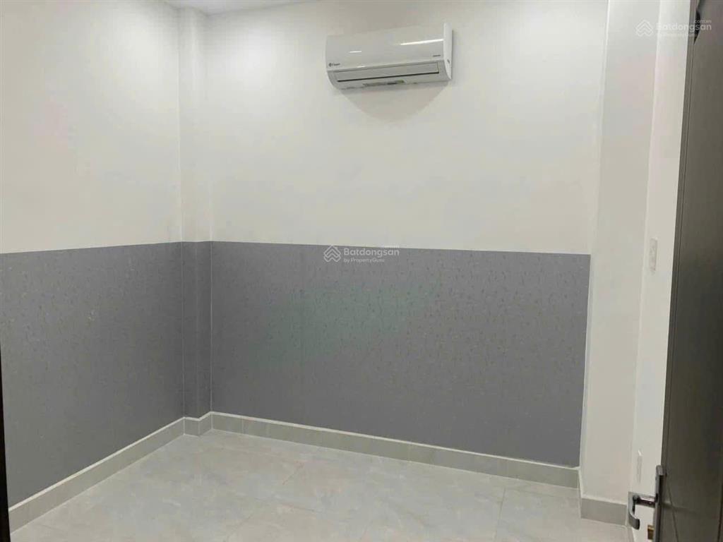 Cho nữ thuê phòng đường số 17, p. tân thuận tây, quận 7, 1 người ở