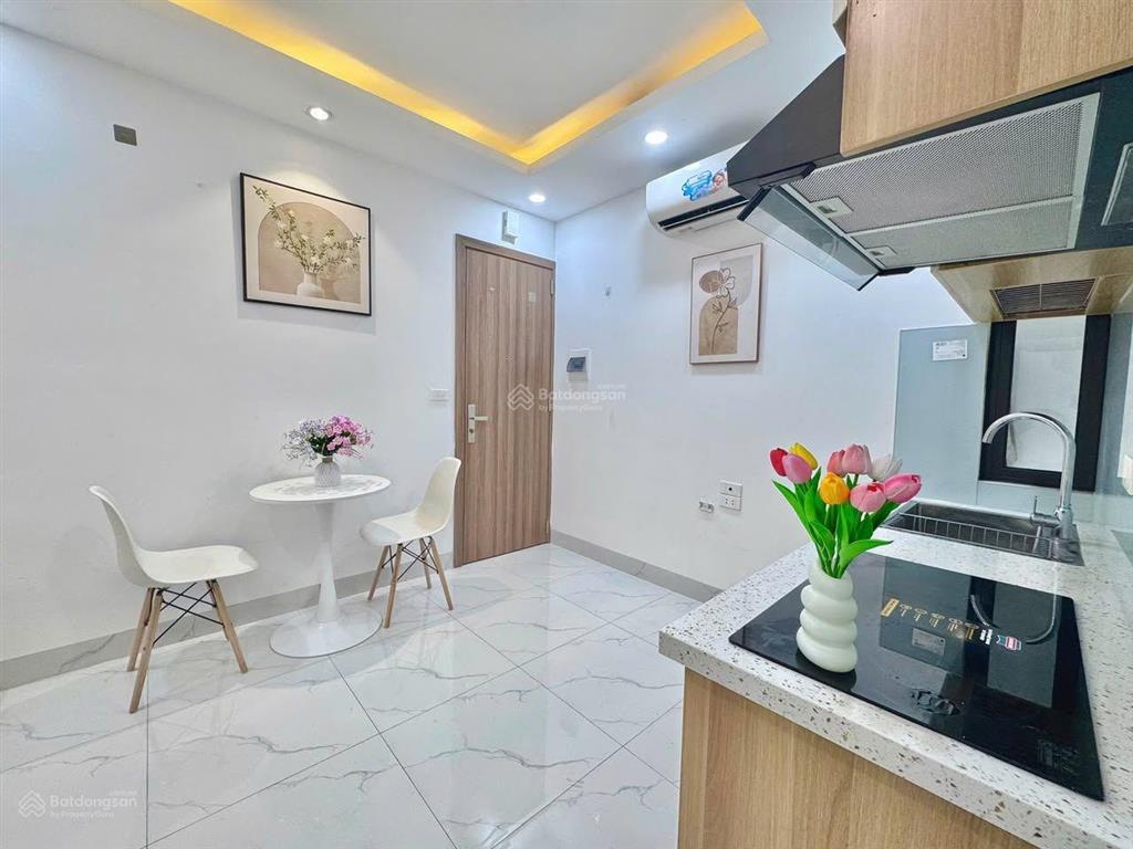 Cho thuê ccmn  mới xây xong  tại hoàng hoa thám  full nội thất