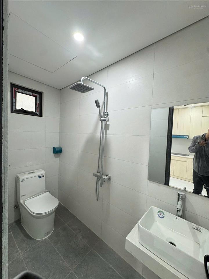 Sổ riêng  ccmn 1n1k, p. thái thịnh, đống đa (chủ cắt lỗ sâu)