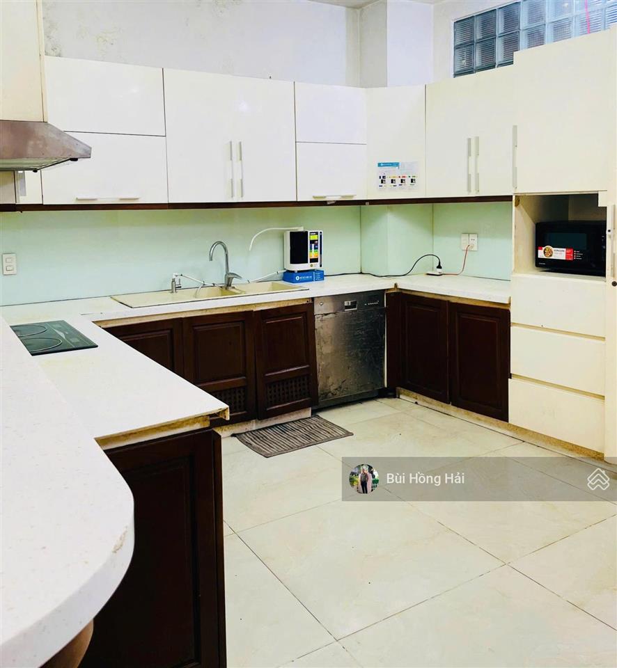 Mặt tiền khu vip tòa án 416 dương quảng hàm  nhà 4 tầng dt 6x20 vuông vức  19.9 tỷ