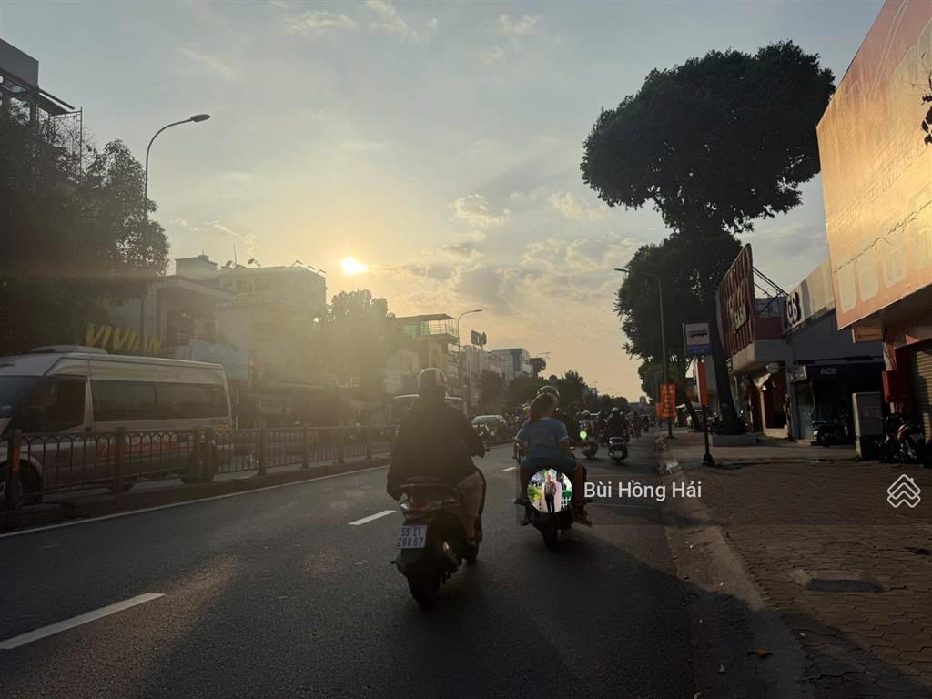 Mặt tiền quang trung, phường 10  nhà 3 tầng dt 4x23  chỉ 9.5 tỷ, sổ hồng riêng