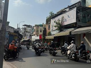 Nhà cũ 2 tầng dt 5x25  căn góc 2 mặt tiền thích quảng đức  17.9 tỷ