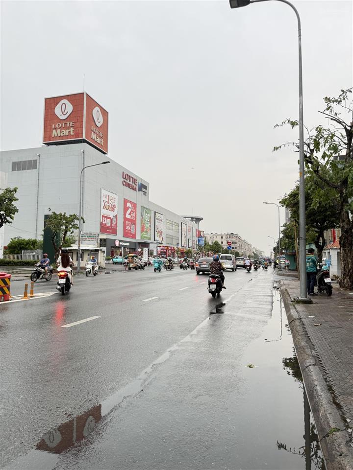 Đối diện lotte, mặt tiền nguyễn văn lượng khúc sung nhất, nhà 4 tầng dt 4.2x11, đct 25tr, 10.5 tỷ
