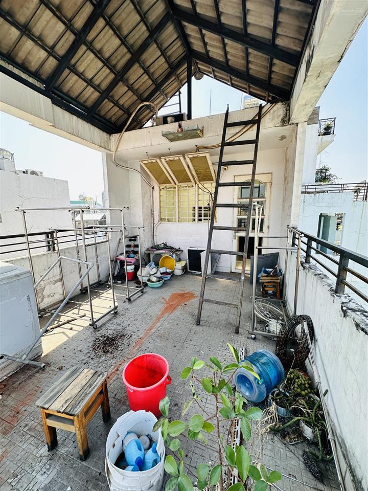 Bán nhà hxh cmt8 quận 10  6pn , 7wc  chỉ 7.5 tỷ tl