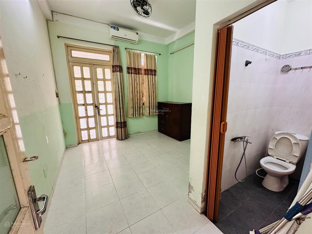 Bán nhà hxh cmt8 quận 10  6pn , 7wc  chỉ 7.5 tỷ tl