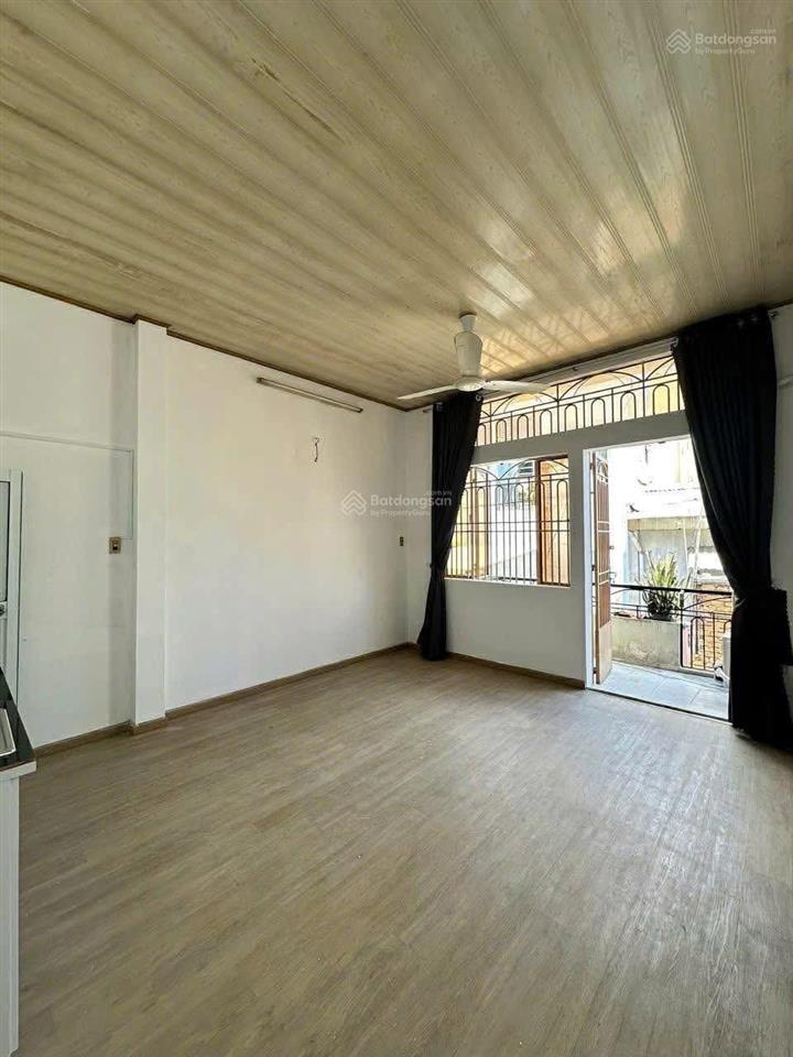 Bán nhà hẻm 3 cách mạng tháng 8, quận 10  40m2  3pn  chỉ 6.3 tỷ