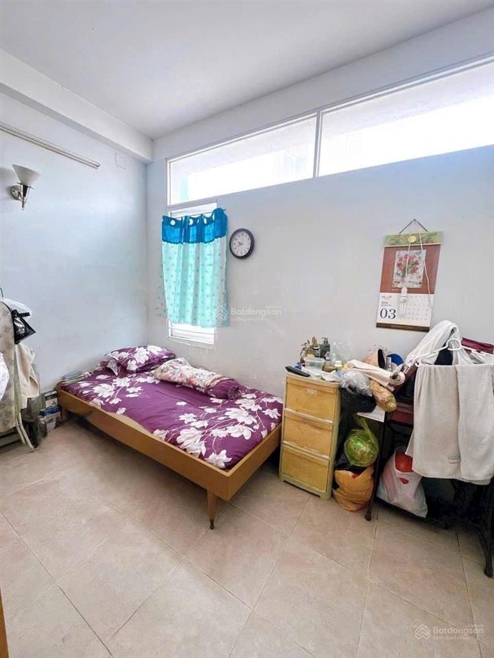 Căn góc nam kỳ khởi nghĩa quận 3  không lộ giới  4 tầng btct  ngang 4m.