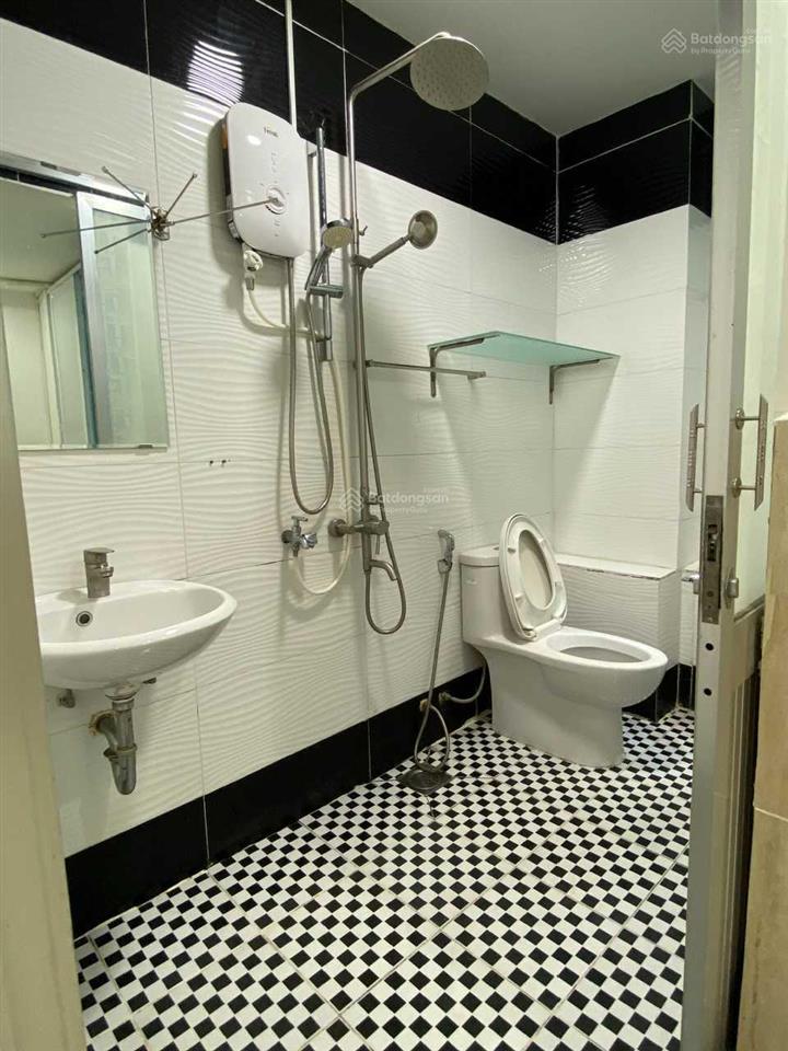 Bán nhà hẻm lê văn sỹ quận 3 (4.2mx17m)