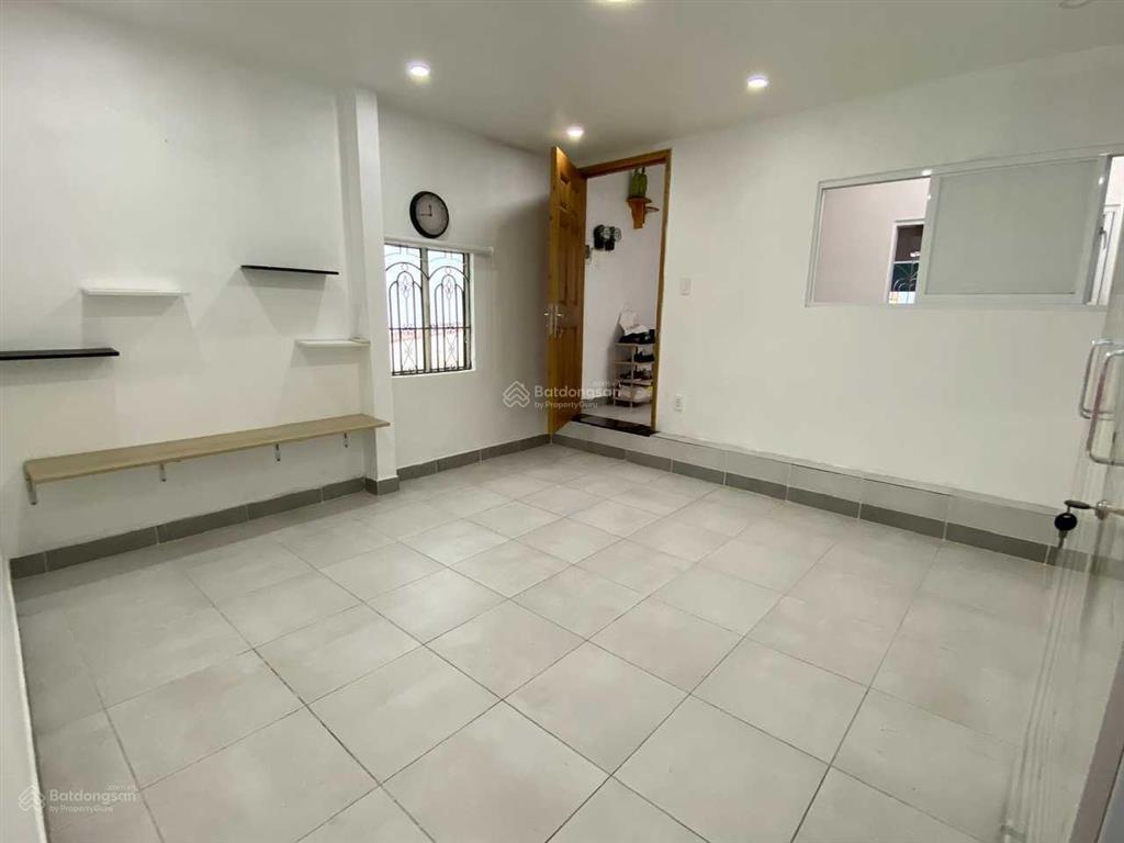 Bán nhà hẻm lê văn sỹ quận 3 (4.2mx17m)