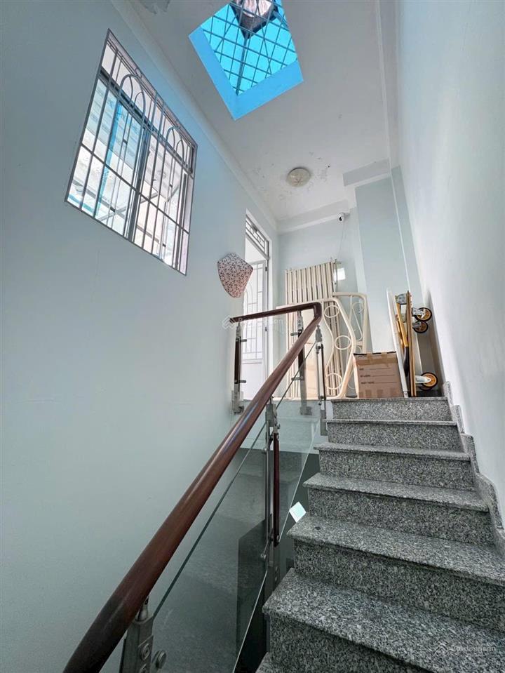 Bán nhà riêng tại bà hạt, 5,7 tỷ, 30m2, giá cực chất, view đẹp