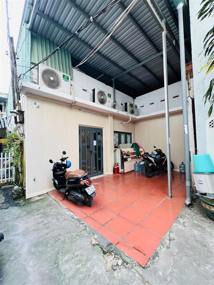 Khuôn đất lớn xây chdv hẻm 3m cmt8, quận 10