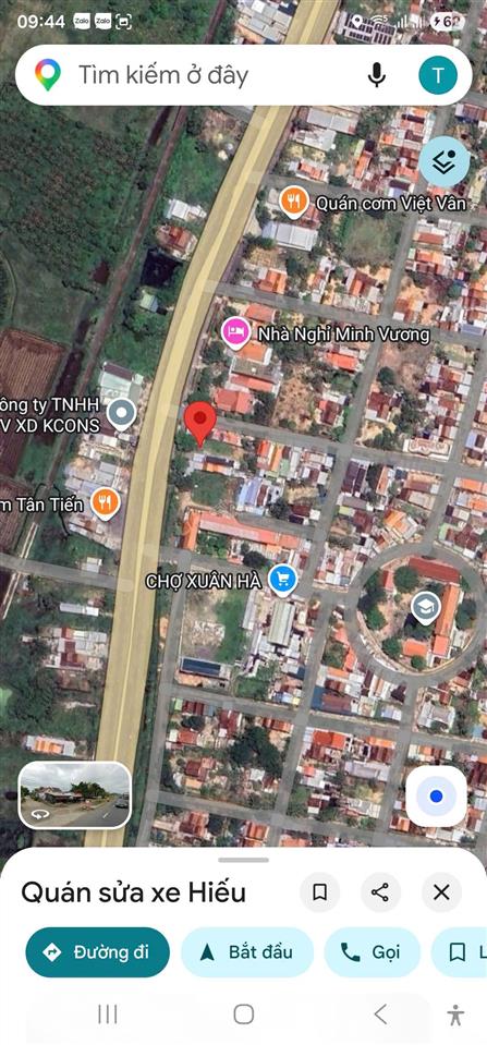 Bán đất mặt tiền ql1a vạn hưng vạn ninh
dt 207.4m2 ngang 5m có 60m2 thổ cư.còn lại 147.4m cln