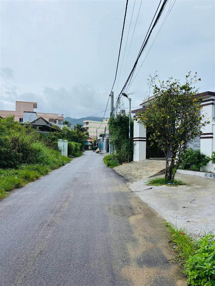 Bán lô đất tân dân 1, vạn thắng, khánh hòa. 76m2 full thổ. đường ô tô 6m giá tốt chỉ 15.5tr/m