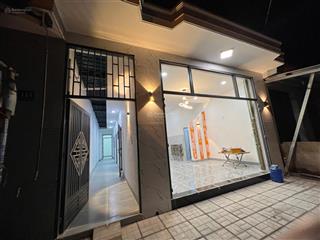 Bán nhà đẹp full nội thất , đường 10m . ngang 6m . 90m2 full đất ở .
