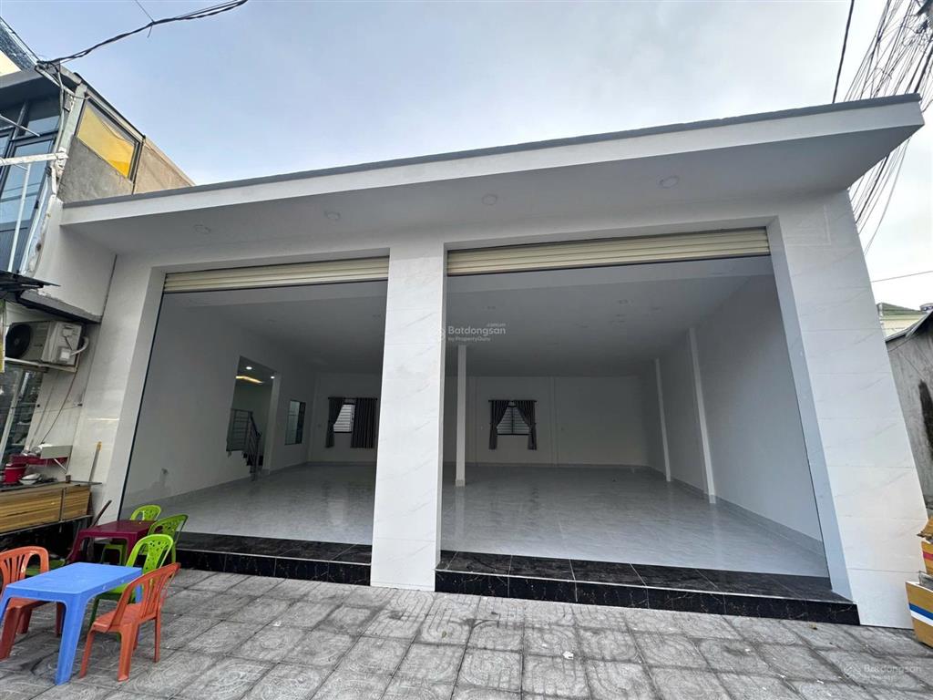 Bán nhà 3 mặt tiền gần biển nha trang .cách phạm văn đồng và biển 10 mét