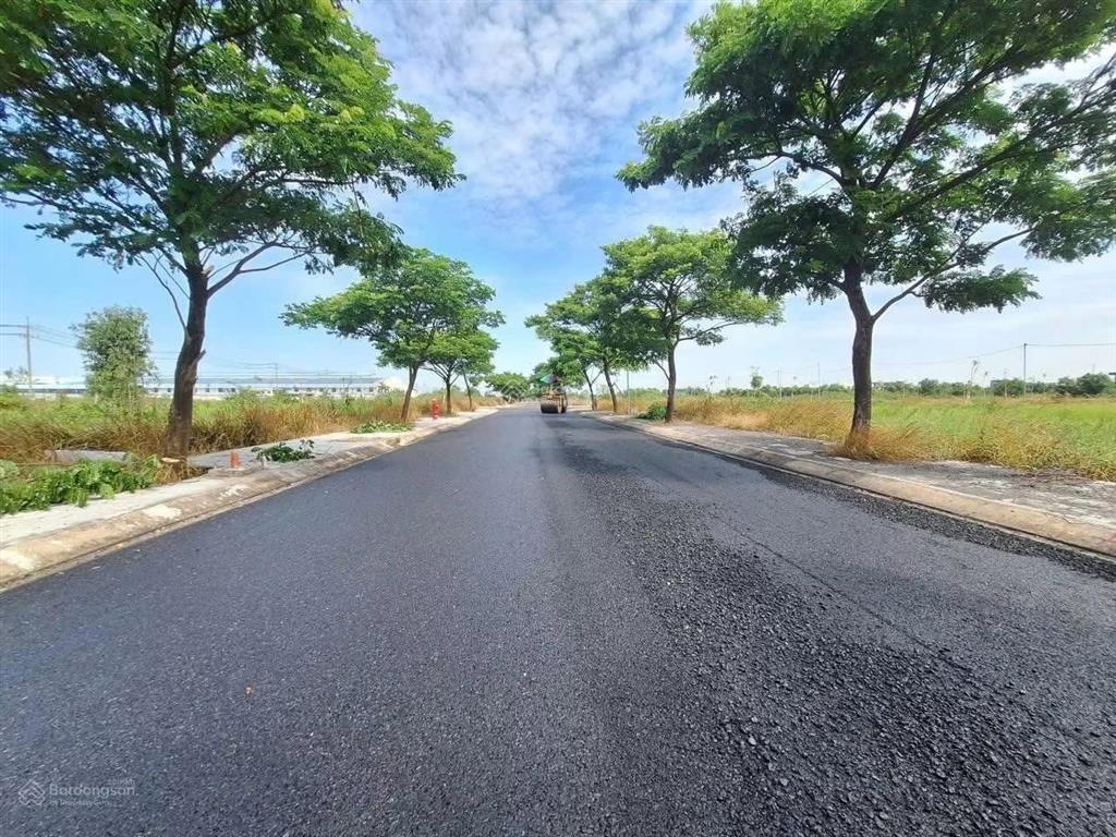 Bán đất tại khu dân cư làng sen, 650 triệu, 65 m2