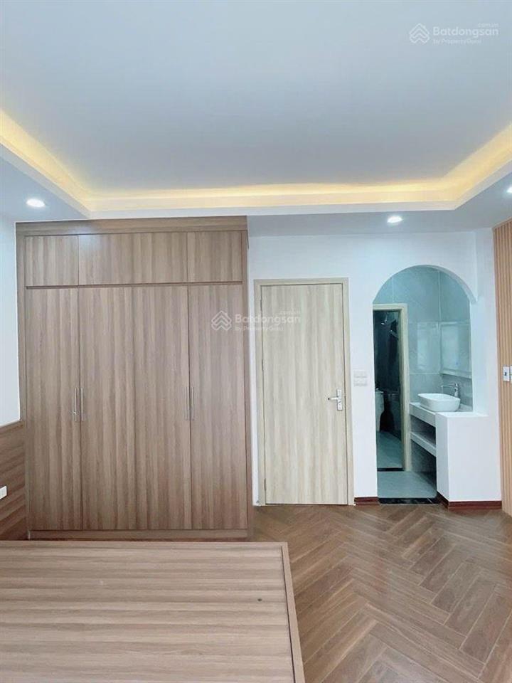 Siêu phẩm hoàng mai giá sốc chưa từng có nhà 5 tầng 30m, 5,2 tỷ sổ đỏ