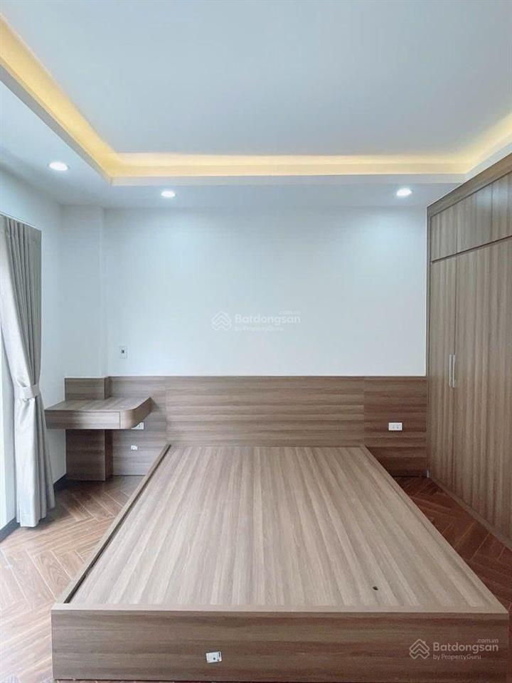 Siêu phẩm hoàng mai giá sốc chưa từng có nhà 5 tầng 30m, 5,2 tỷ sổ đỏ
