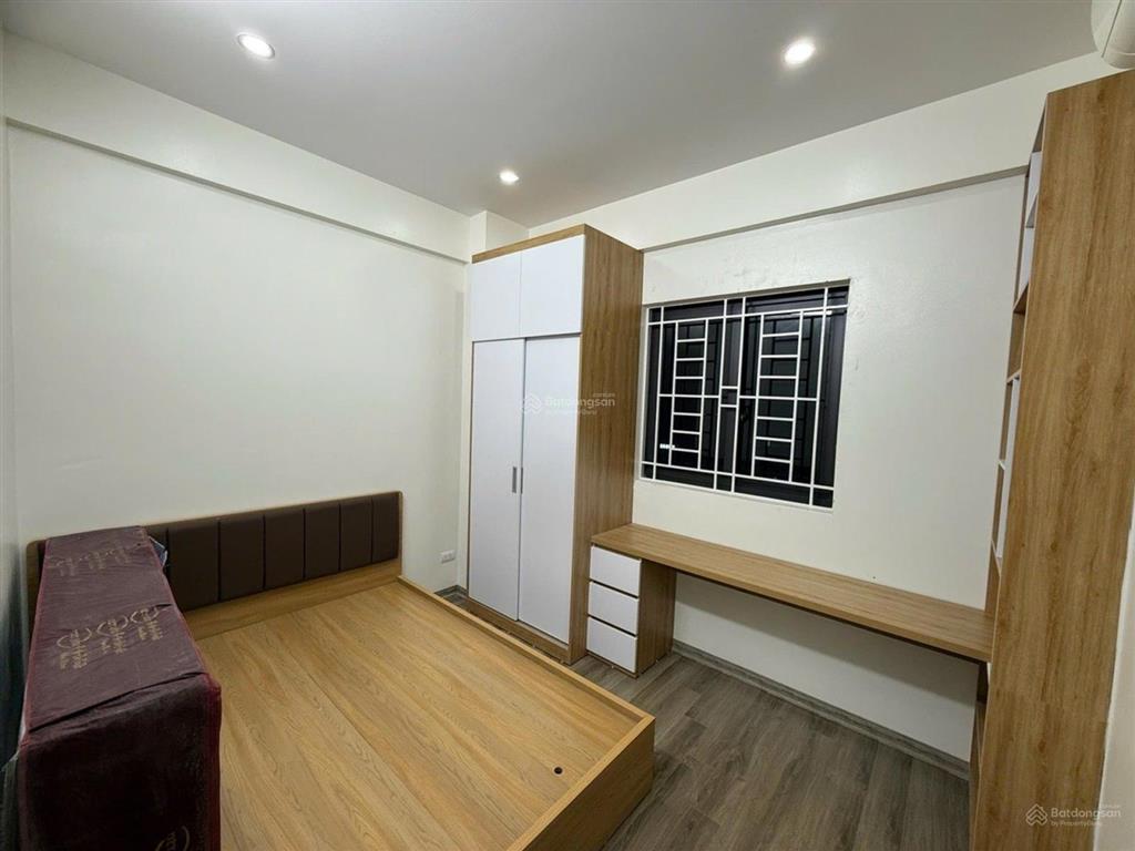 Chính chủ bán căn nhà296 lĩnh nam hoàng mai, hà nội giá chỉ 5,85 tỷ diện tích 84m
sđcc