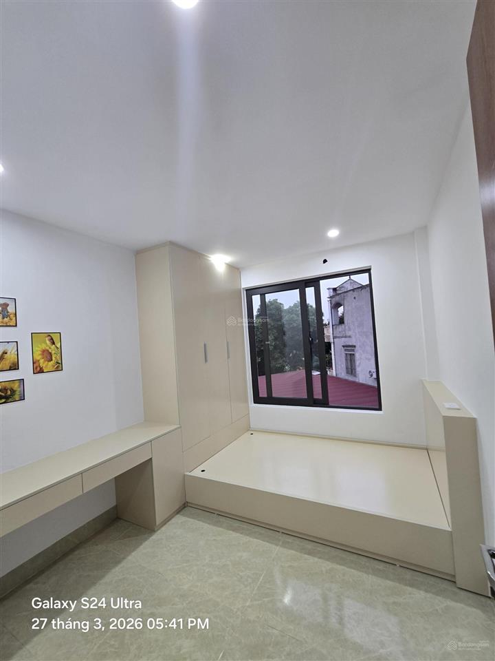 Bán nhà nam dư,lĩnh nam sổ đỏ riêng 60m cả sân 5 tầng ,7,6tỷ ,, như hình ,ko qh,ko lỗi lầm ,2 ôtô