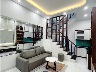 Gần trường đh kinh doanh công nghệ hn 36m  5 tầng  full nội thất  chỉ 6.4 tỷ vị trí  cách