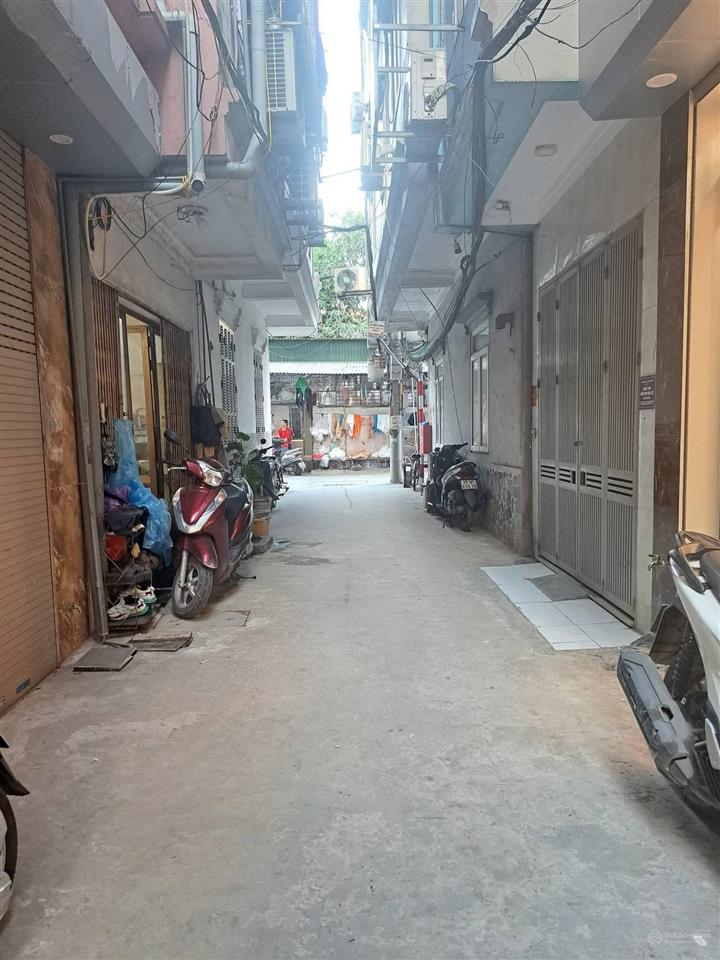 (tài chính 6ty) phân lô ô tô  lô góc mới koong 30m2 x 4.5tầng 6.xtỷ tại đại đồng nguyễn khoái. 1