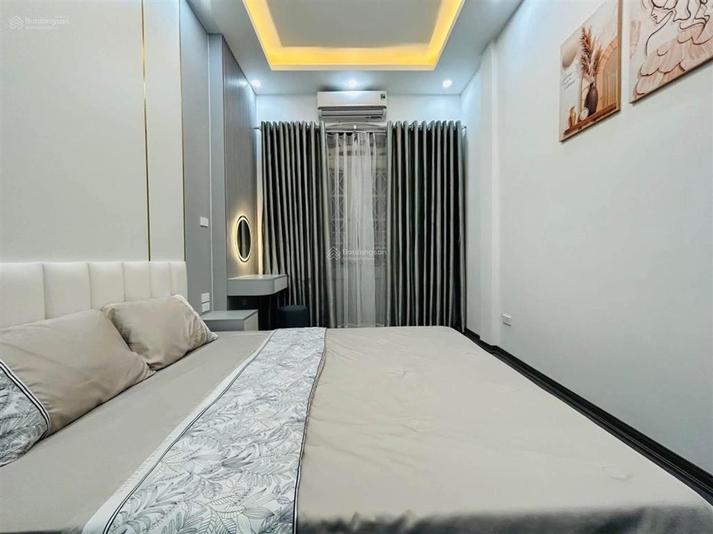 Góc đăng hộ chị thủy cần bán gấp nhà phố tây trà 4 tầng, 30m2, chỉ 5,15 tỷ, sổ đỏ riêng, ko qh