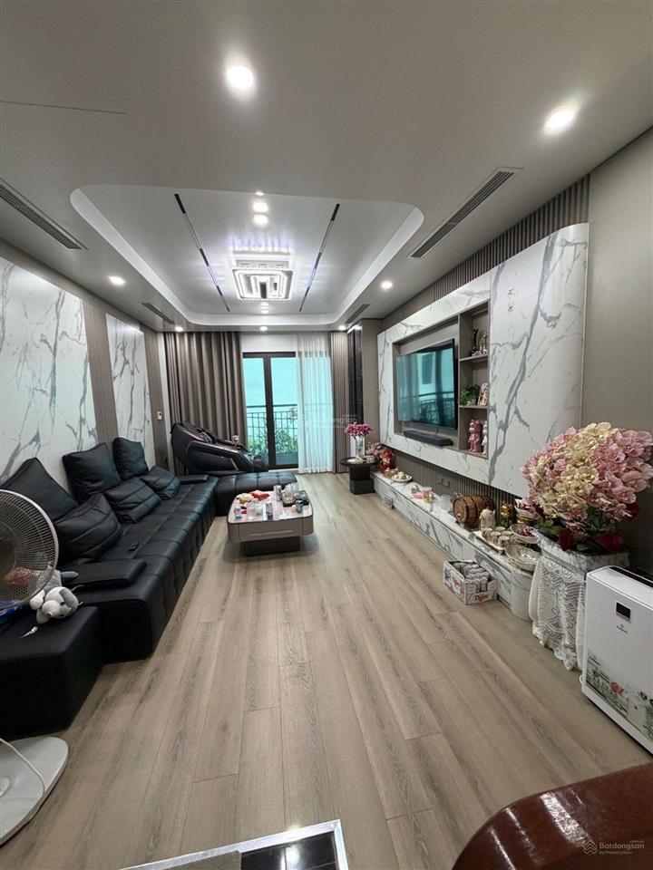 Vĩnh hưng vài bước chân ra mặt phố 6,5 tỷ chủ vừa báo giảm tiếp 1 tỷ ạ lô góc s35m,sổ đỏ vuông đẹ