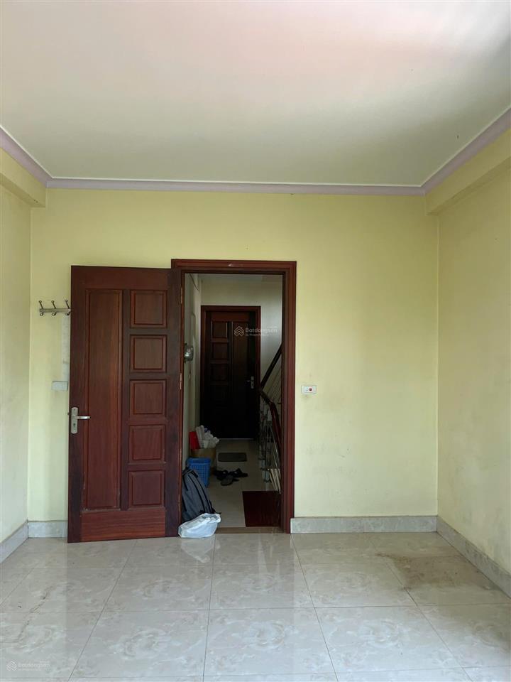 Cho thuê nhà trọ 30b xóm bảng (gần chợ tứ hiệp) 2,5 triệu/tháng