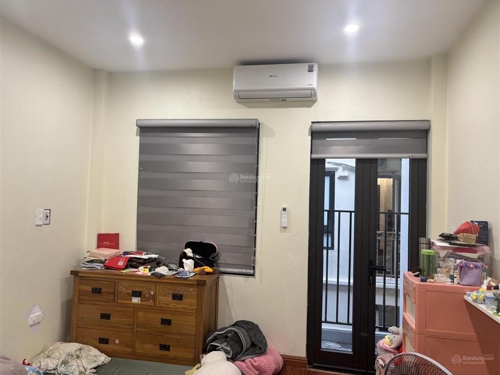 Cho thuê nr 4pn, 3wc tại ngõ 186, ngọc thụy, 55m2, 14 triệu vnd, hot!