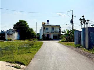 Đất tt đức hòa , cách công viên võ văn tần chỉ 500m ,6x21 , thổ cư , sổ hồng riêng, đường 6m ô tô