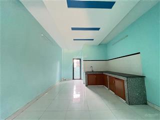 Nhà đức hòa đông , giáp bình chánh , diện tích sàn 140m2 , giá chỉ 1,250 tỷ , sổ hồng, đường ô tô