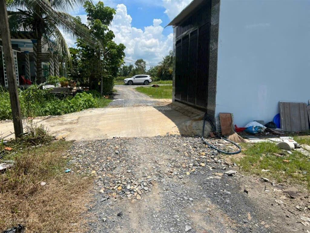 Chủ ngộp bán gấp nền này 5x29 thổ cư,sổ hồng riêng, hòa khánh ,đức hòa,dân đông 400 triệu,sổ riêng