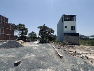 Bán đất nền dự án tại khu đô thị hoàng long, 52 triệu / m2, 105 m2, đường 16m thông qua sun group