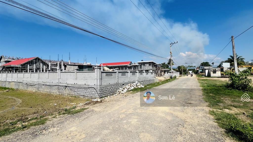 Chính chủ 424m² lô góc 2 mặt tiền đường nhựa ngay trung tâm, gần tl8 diên xuân