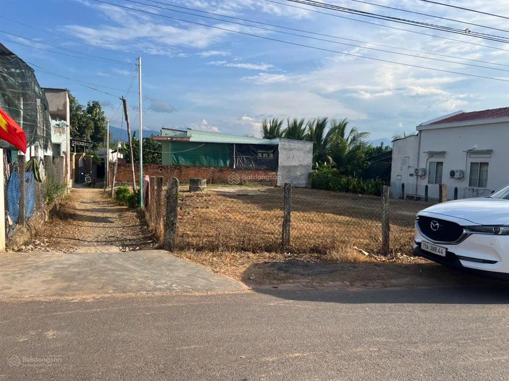 Chính chủ 424m² lô góc 2 mặt tiền đường nhựa ngay trung tâm, gần tl8 diên xuân