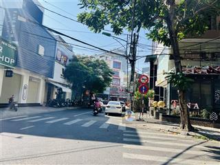 Bán nhà 2 tầng đường huỳnh thúc kháng, gần chợ xóm mới, gần tô hiến thành, khu vực du lịch sầm uất