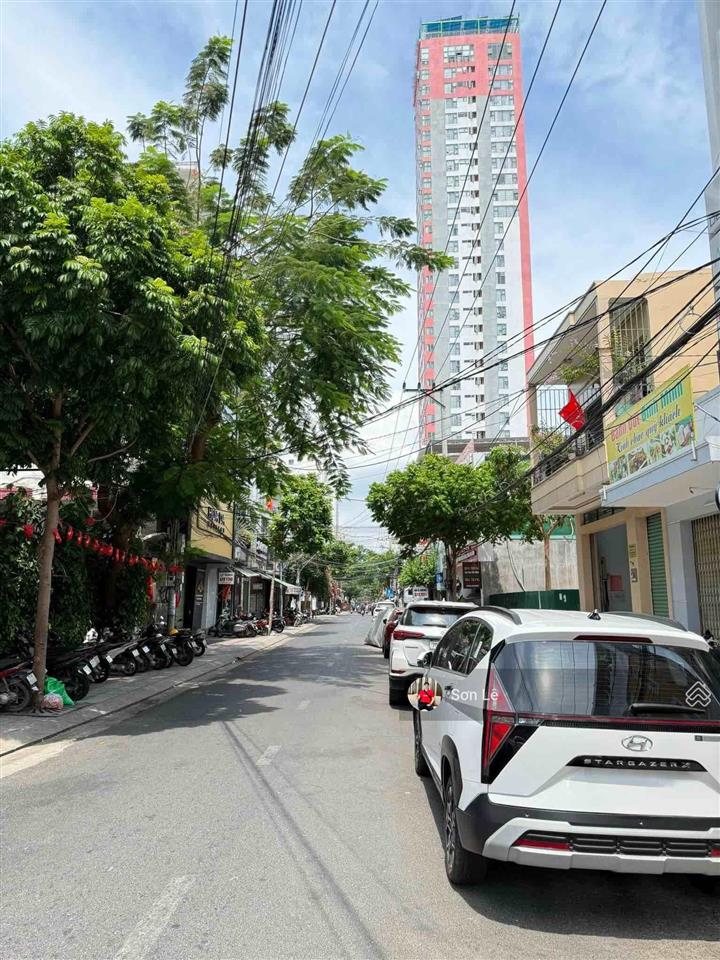 Bán đất ngay ngã tư quang trung và hoàng văn thụ nha trang sầm uất. trung tâm kinh doanh đa dạng