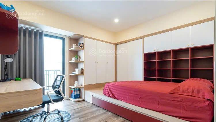 Cho thuê cantavil an phú q.2, 150m2, 3pn, 3 ban công, giá 26tr, view landmark 81, gần tttm và metro