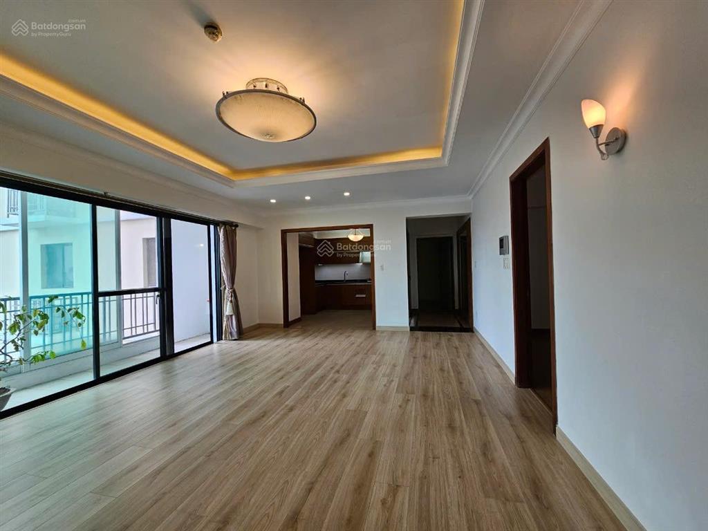 Cho thuê cantavil an phú q.2, cách metro 3p, 120m2, 3pn, 2 ban công rộng, chỉ 20tr/th, phí ql rẻ