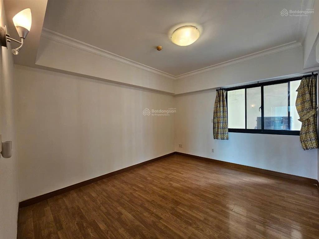 Cho thuê cantavil an phú q.2, cách metro 3p, 120m2, 3pn, 2 ban công rộng, chỉ 20tr/th, phí ql rẻ