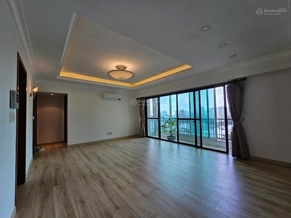 Cho thuê cantavil an phú q.2, cách metro 3p, 120m2, 3pn, 2 ban công rộng, chỉ 20tr/th, phí ql rẻ